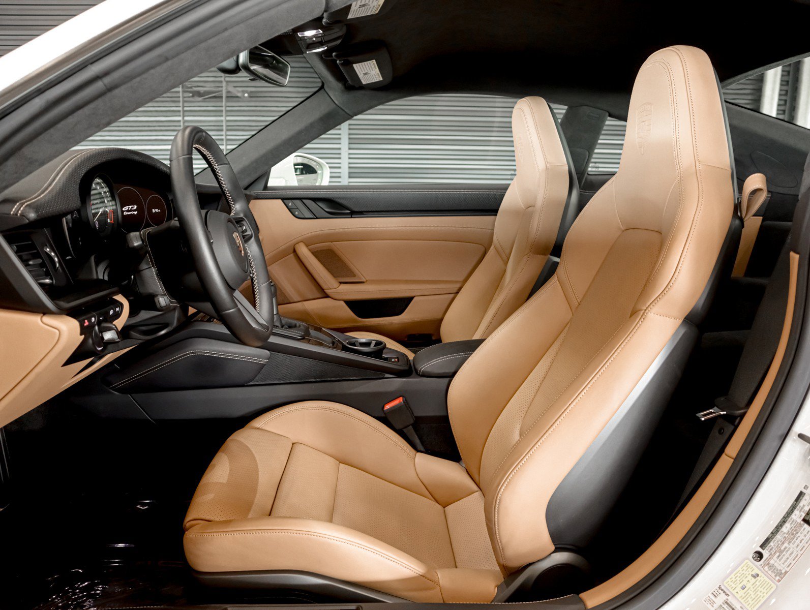 Certified 2024 Porsche 911 GT3 RWD image 5