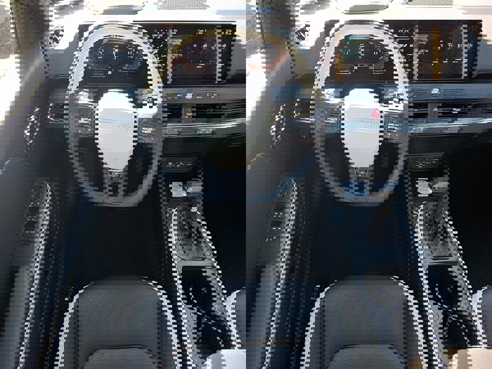 New 2026 Kia K4 GT-Line image 7