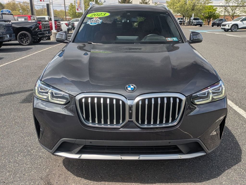 Used 2023 BMW X3 xDrive30i w/ Premium Package AWD/4WD image 2