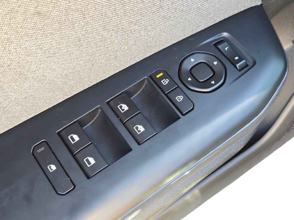 Certified 2025 Kia K4 GT-Line Turbo FWD image 16