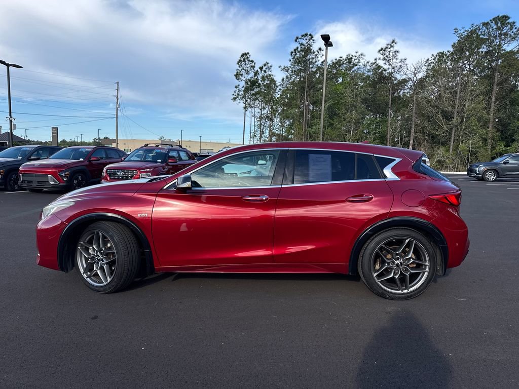 Used 2018 INFINITI QX30 Sport w/ Sport Leather Package image 2
