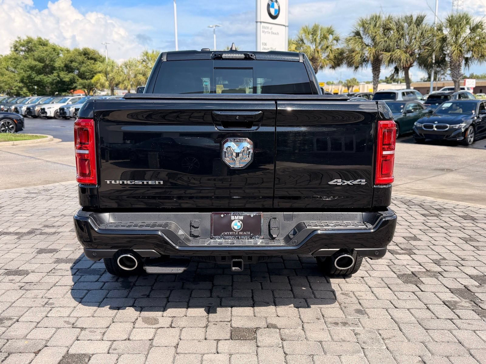 Used 2025 RAM 1500 Tungsten w/ Towing Technology Group AWD/4WD image 10