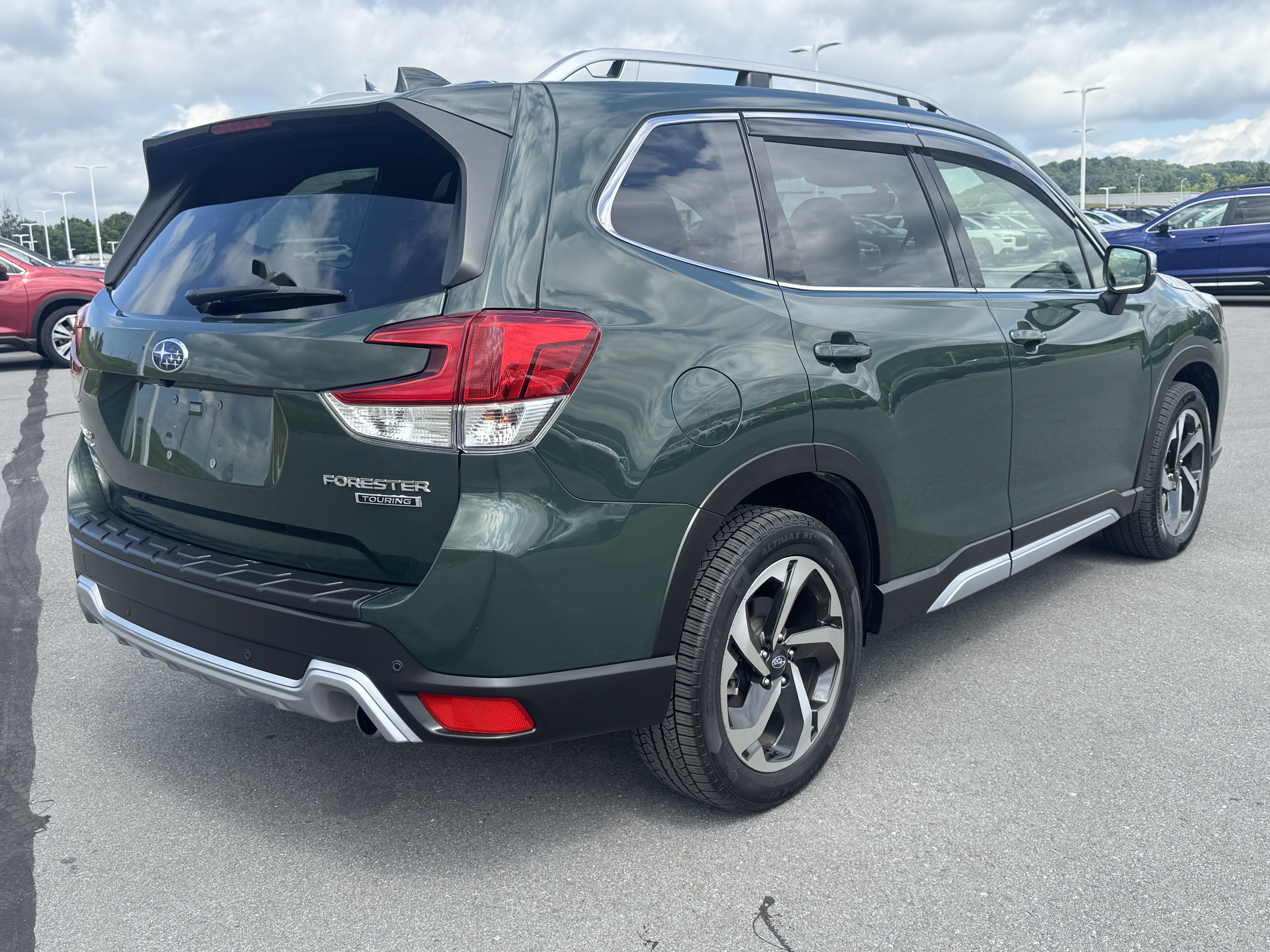 Certified 2023 Subaru Forester Touring w/ Popular Package #2 AWD/4WD image 3