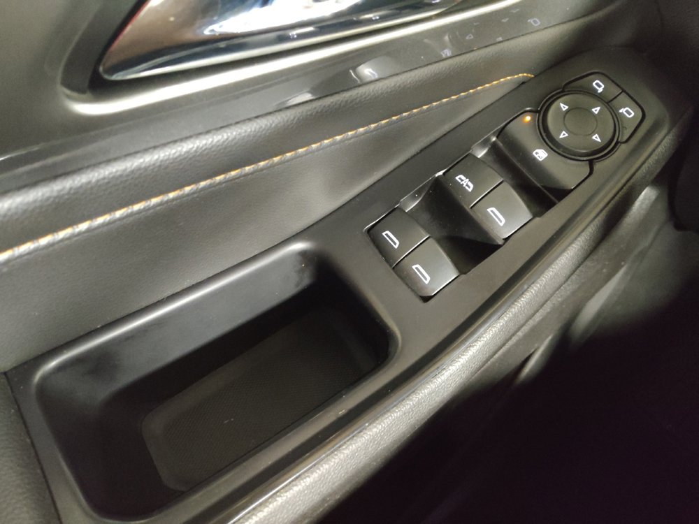 Used 2018 Chevrolet Traverse LT image 27