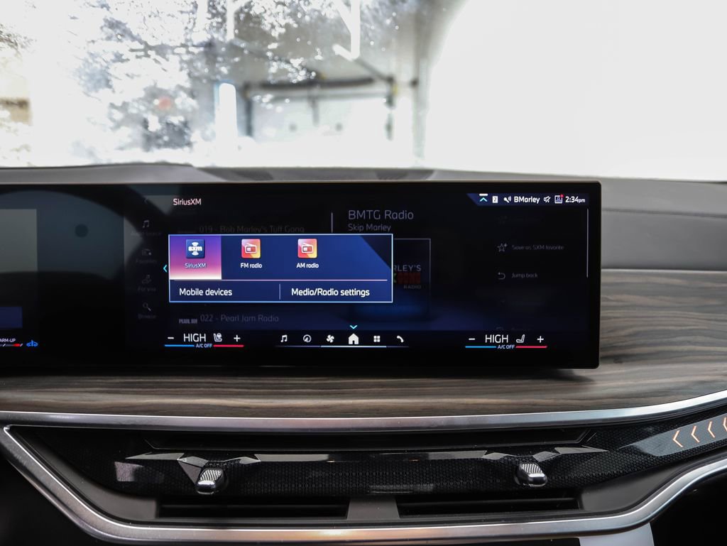 Certified 2024 BMW X5 xDrive40i w/ Parking Assistance Package image 15