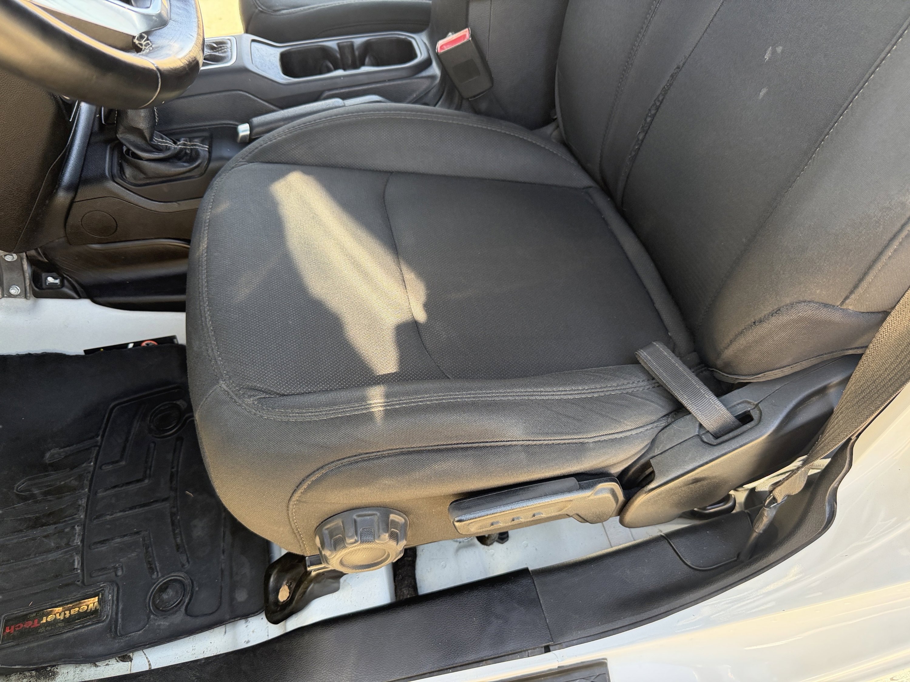 Used 2020 Jeep Gladiator Overland image 20