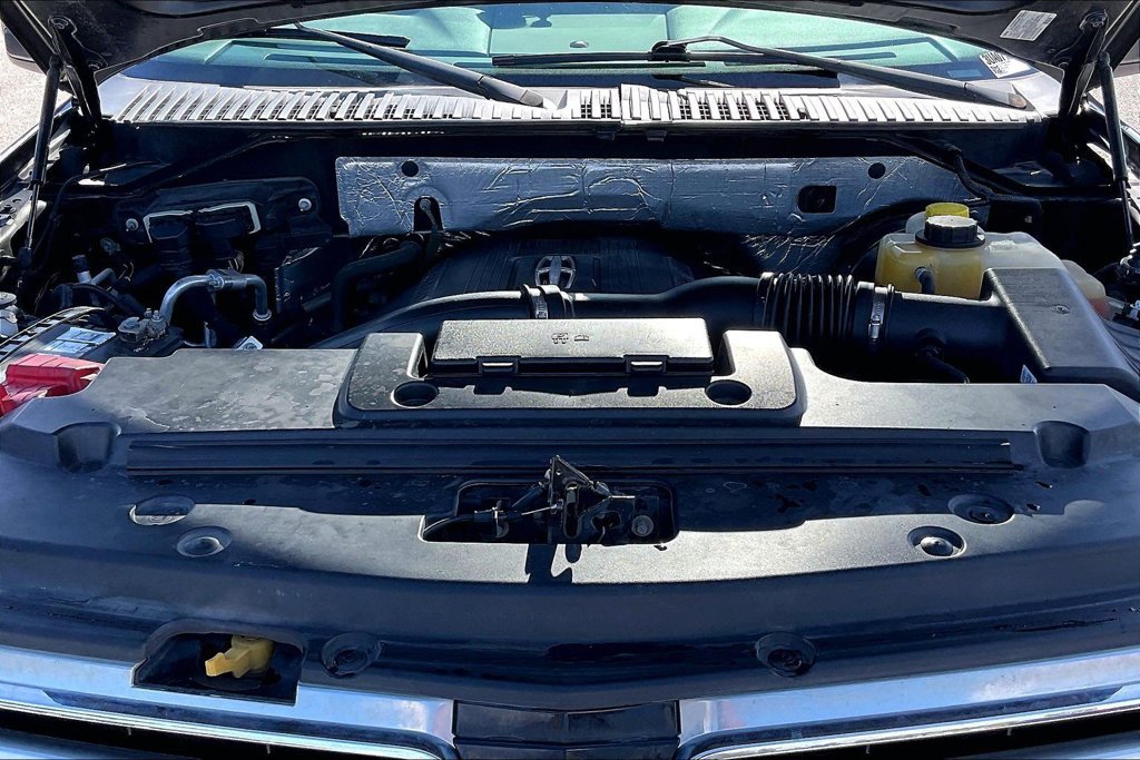Used 2016 Lincoln Navigator L Select RWD image 35