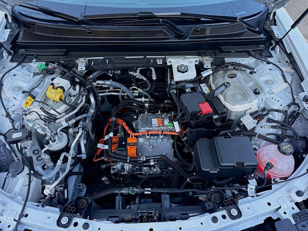 New 2025 Cadillac Lyriq Sport image 31