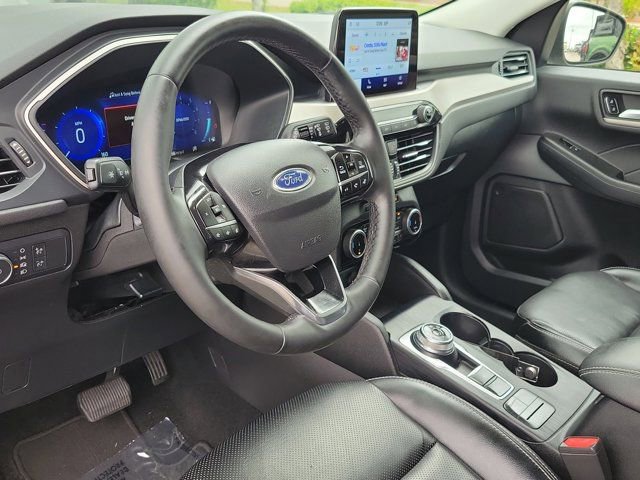 Certified 2022 Ford Escape SEL w/ Technology Package image 26