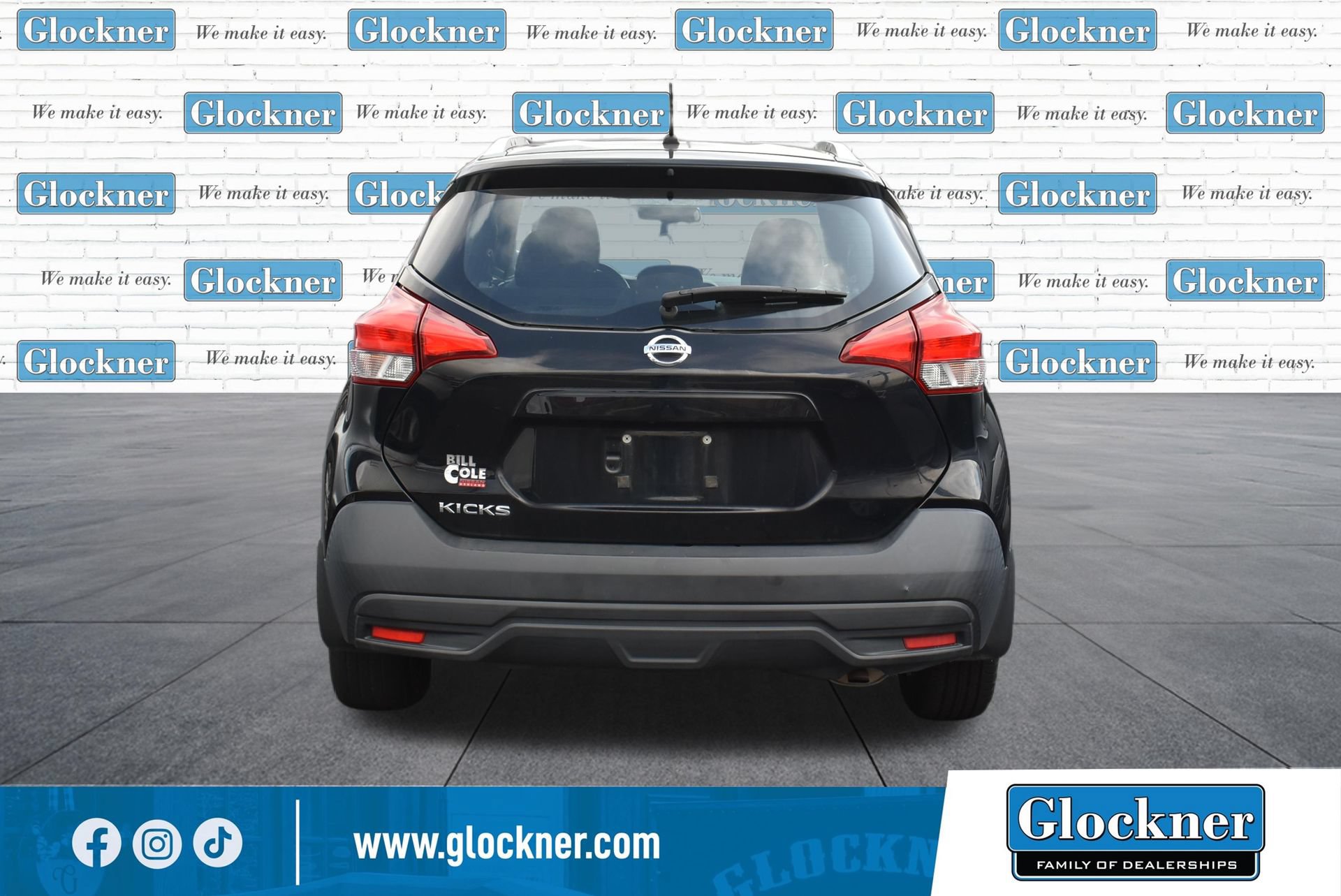 Used 2019 Nissan Kicks S FWD image 6