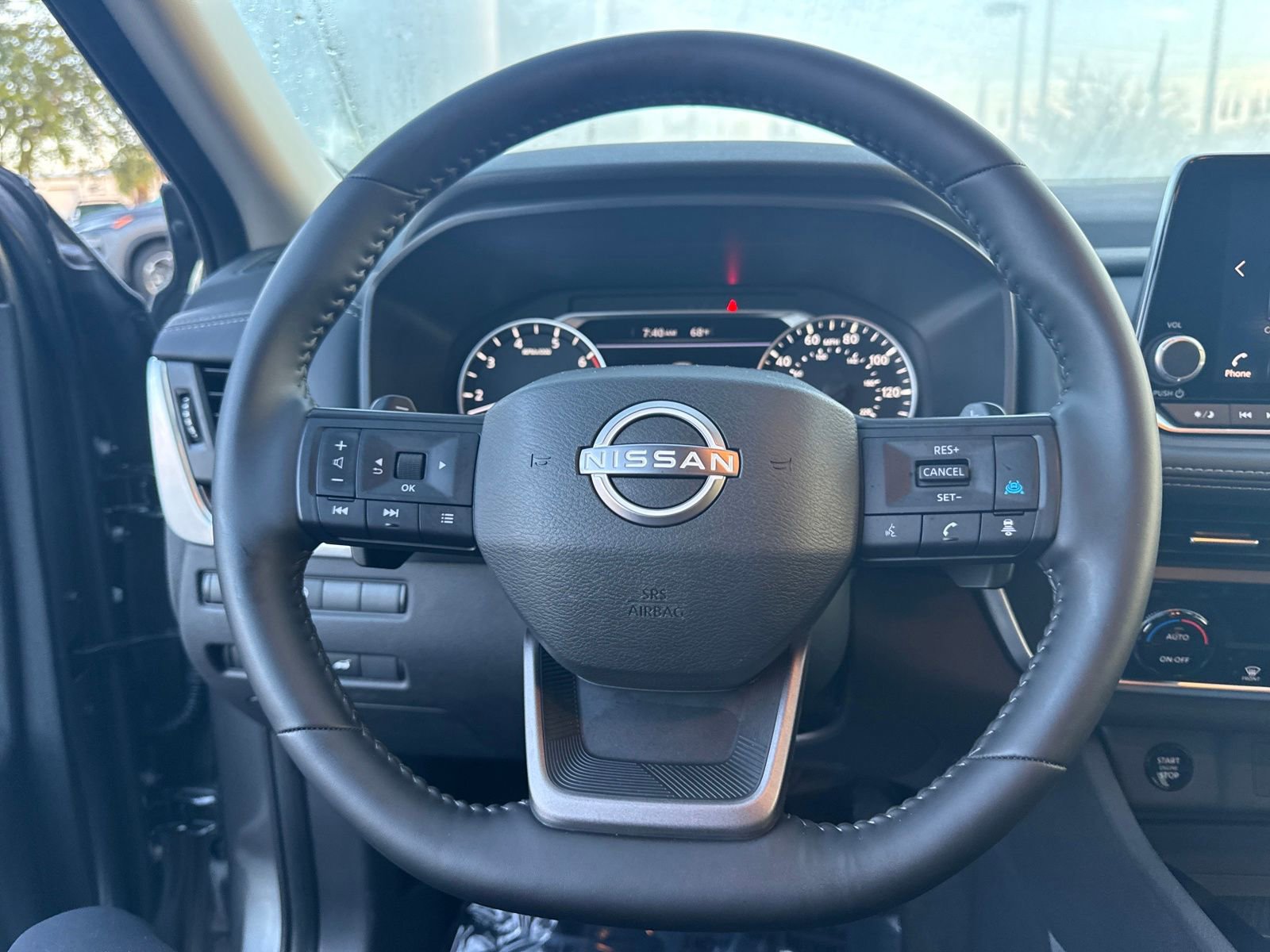 Certified 2025 Nissan Rogue SV image 12