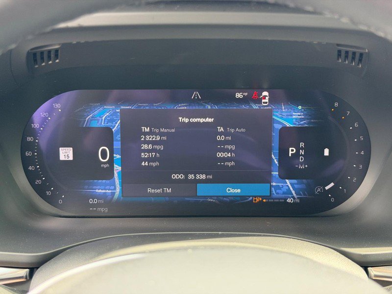 Certified 2023 Volvo XC60 B5 Core AWD/4WD image 22