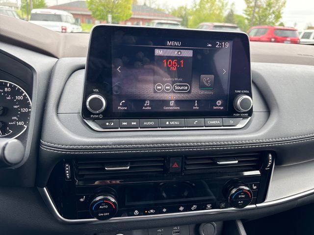 Used 2023 Nissan Rogue SV w/ SV Premium Package AWD/4WD image 22