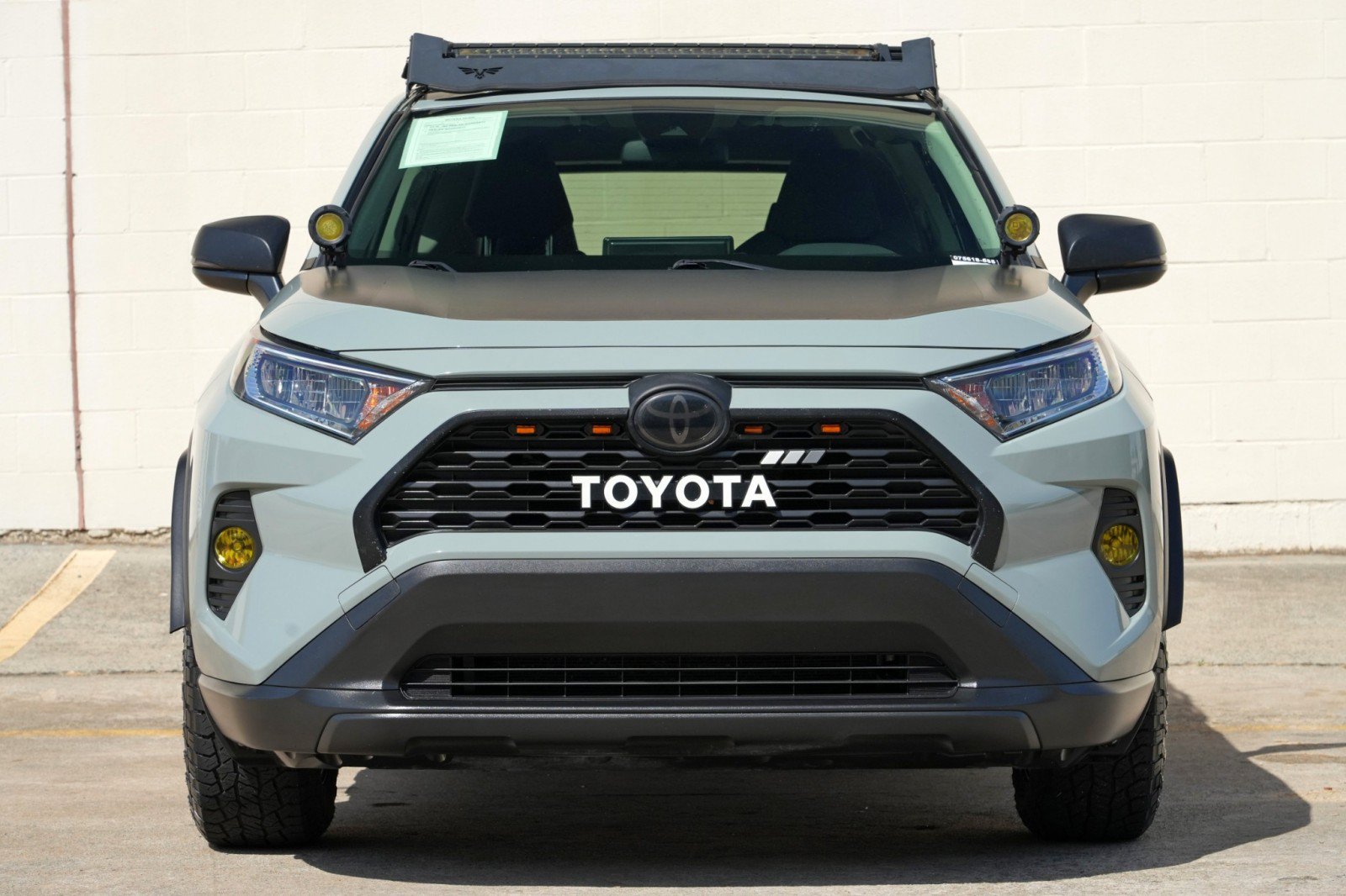 Used 2021 Toyota RAV4 XLE AWD/4WD image 6