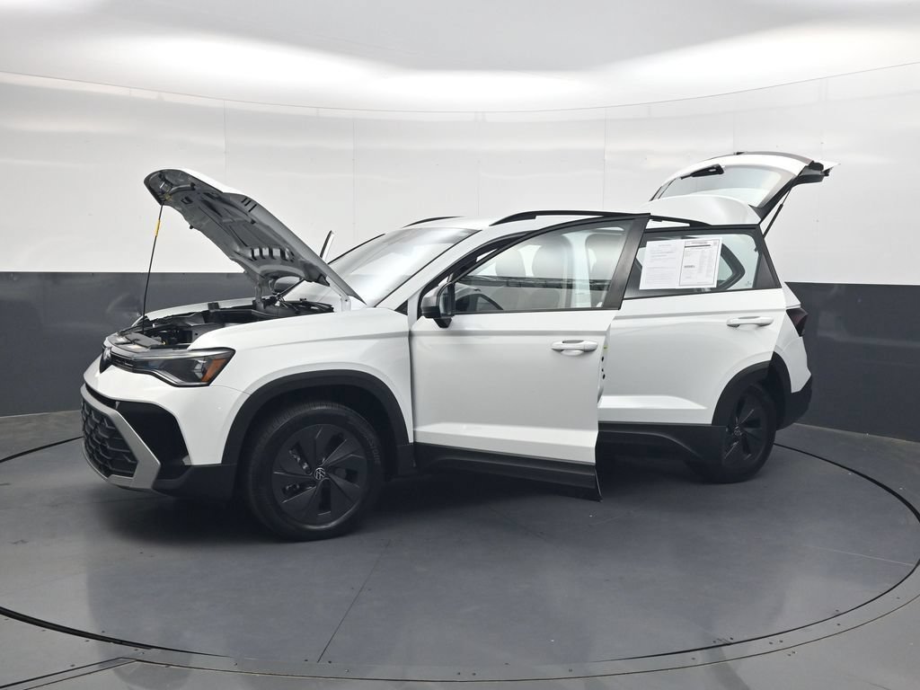 Used 2025 Volkswagen Taos S FWD image 41