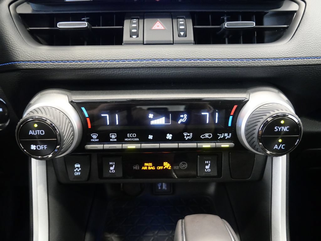 Used 2024 Toyota RAV4 XSE AWD/4WD image 23