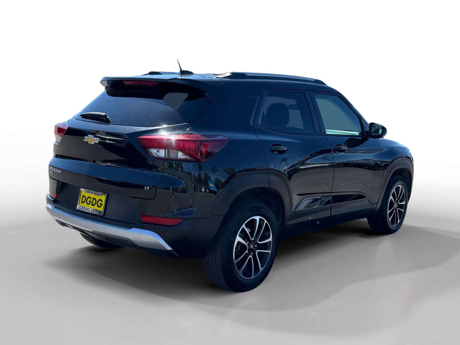 Used 2025 Chevrolet TrailBlazer LT AWD/4WD image 5