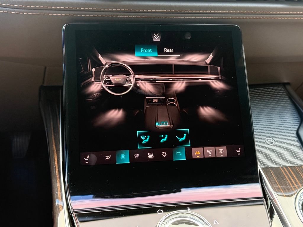 New 2026 Cadillac Escalade Luxury w/ Touring Package AWD/4WD image 38