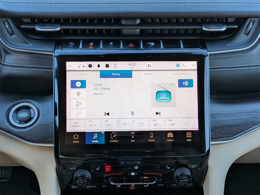 Used 2022 Jeep Grand Cherokee L Limited image 18