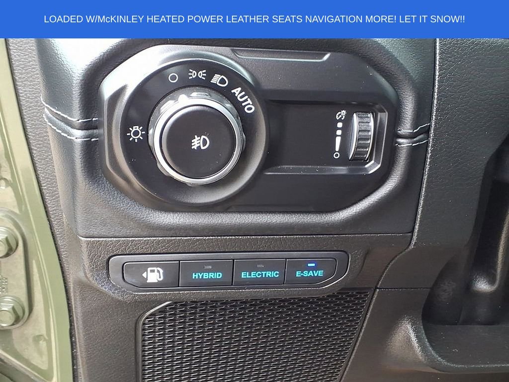Used 2024 Jeep Wrangler Unlimited Sahara w/ Technology Group image 21