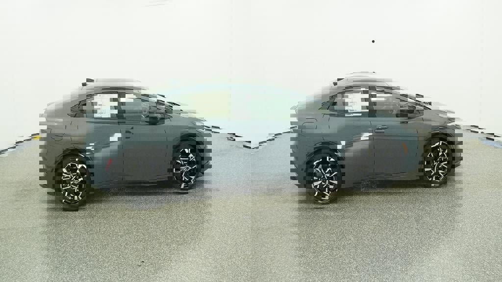 New 2026 Toyota Prius Plug-In Hybrid image 11