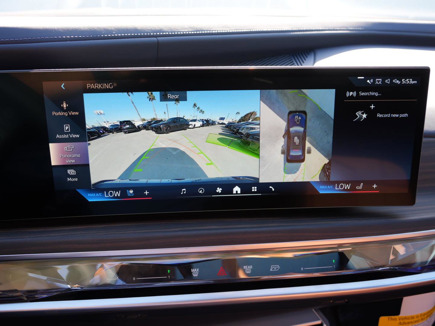 Used 2025 BMW 760i xDrive w/ Executive Package image 11