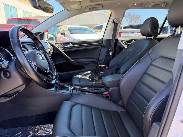 Used 2018 Volkswagen Golf SEL image 12