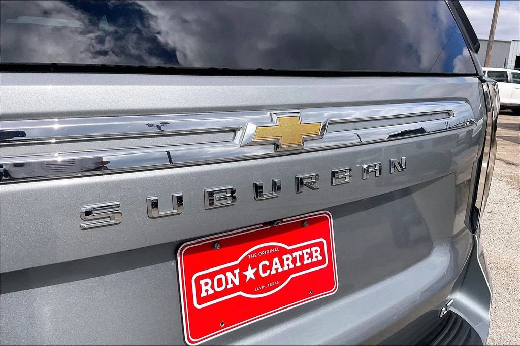 Used 2024 Chevrolet Suburban LT AWD/4WD image 27