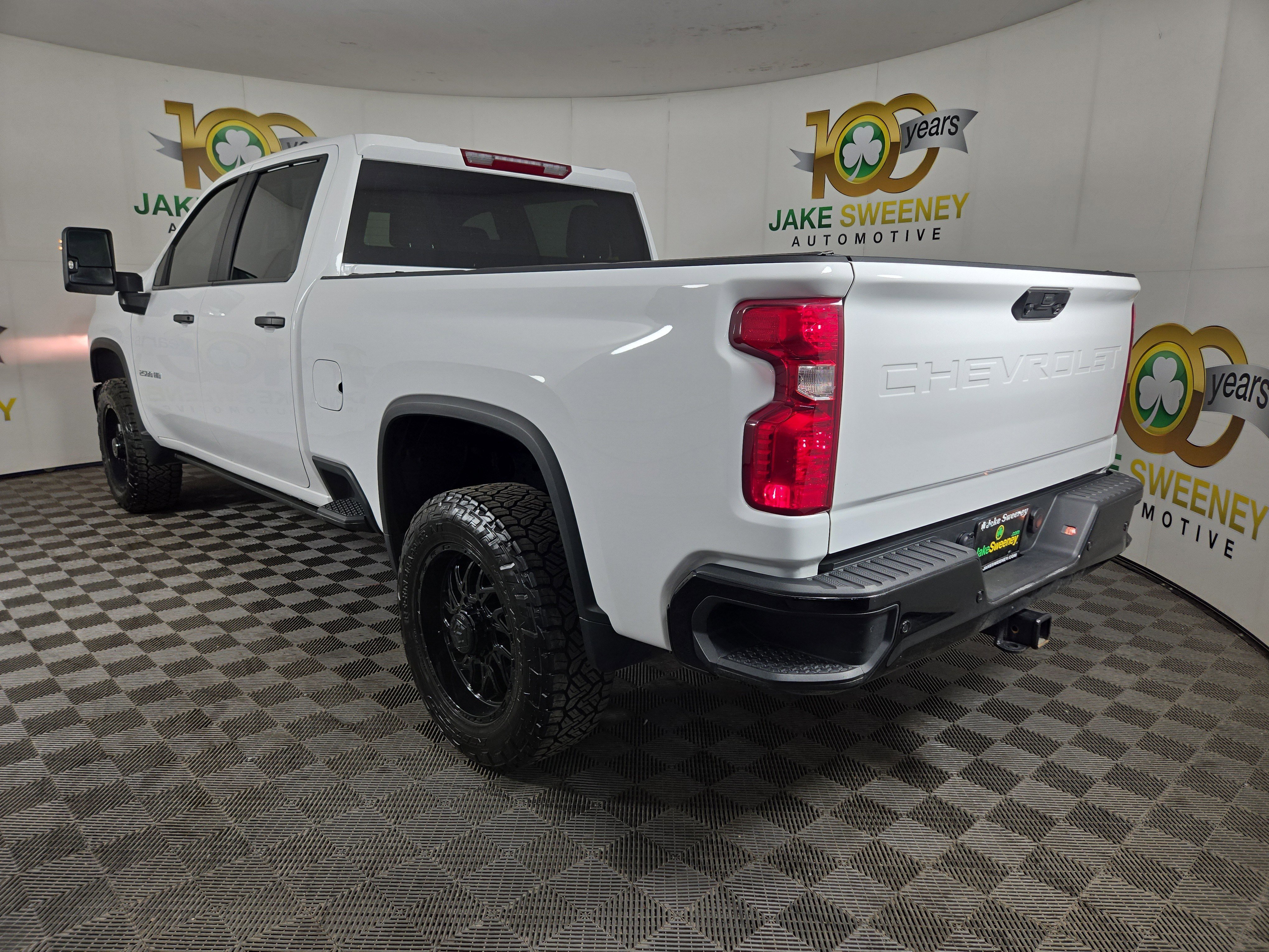Used 2024 Chevrolet Silverado 2500 Custom w/ Custom Value Package image 6