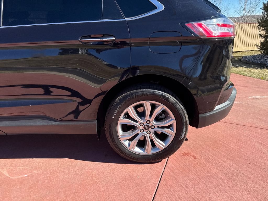 Used 2024 Ford Edge Titanium AWD/4WD image 35