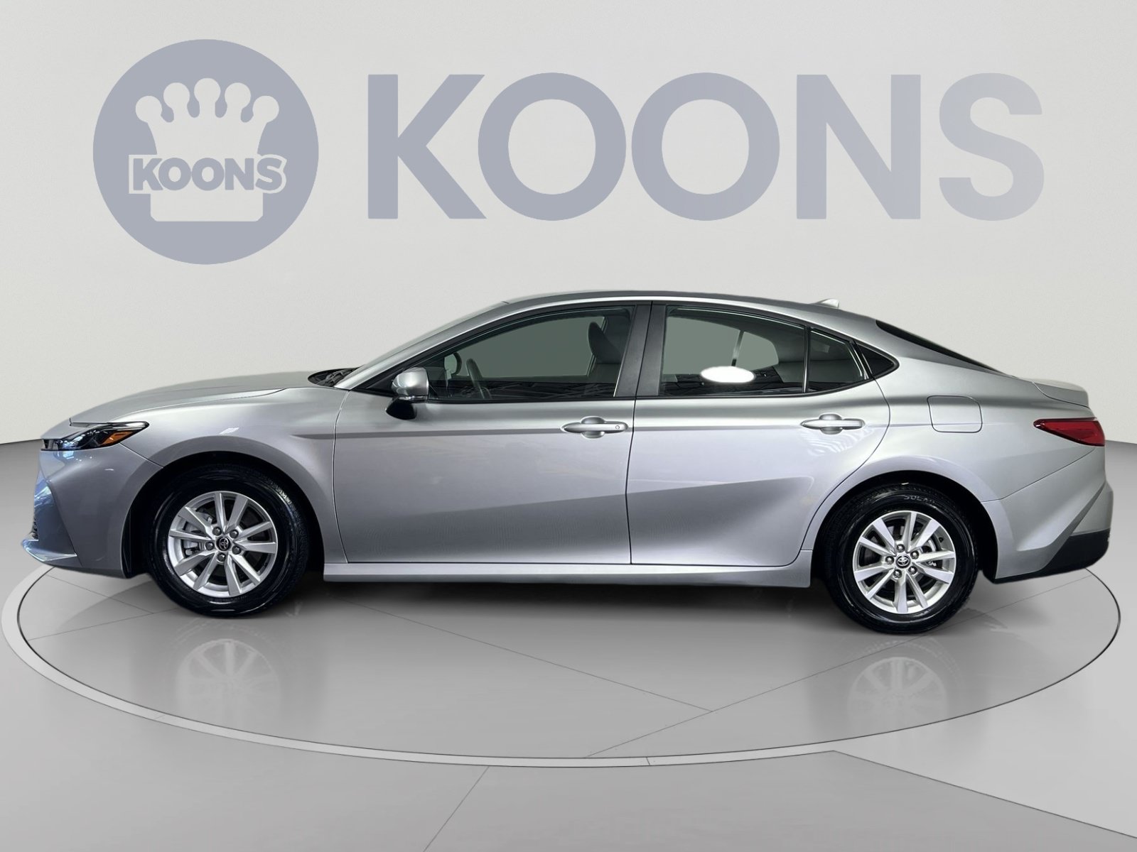 Used 2026 Toyota Camry LE FWD image 2