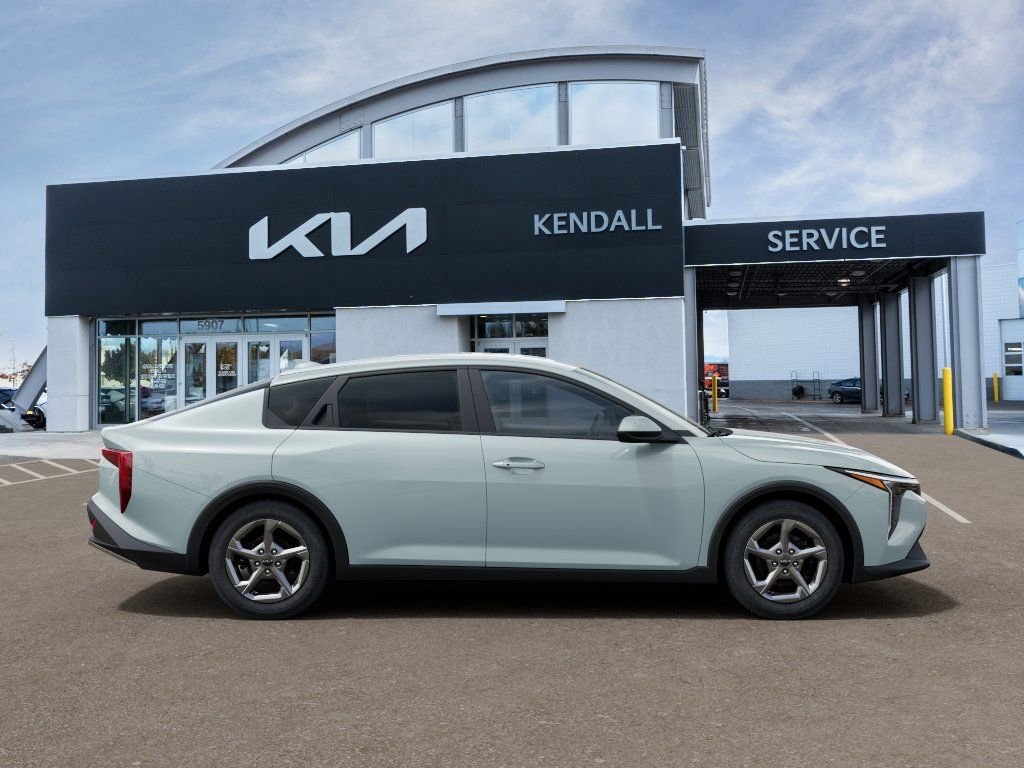 New 2026 Kia K4 LXS image 7