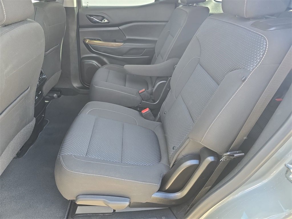 Used 2023 GMC Acadia SLE w/ Driver Convenience Package image 26