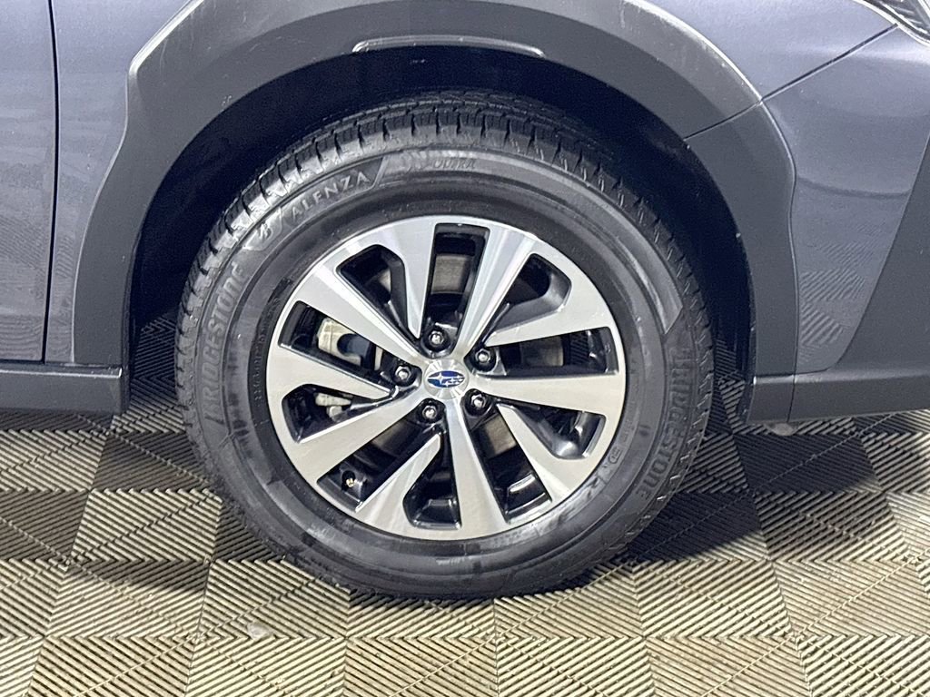 Used 2024 Subaru Outback Premium AWD/4WD image 22