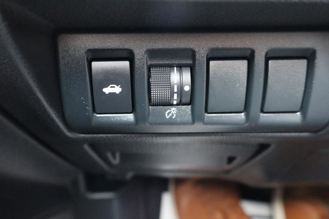 Used 2020 Subaru Legacy 4D SEDAN w/ Alloy Wheel Package image 18