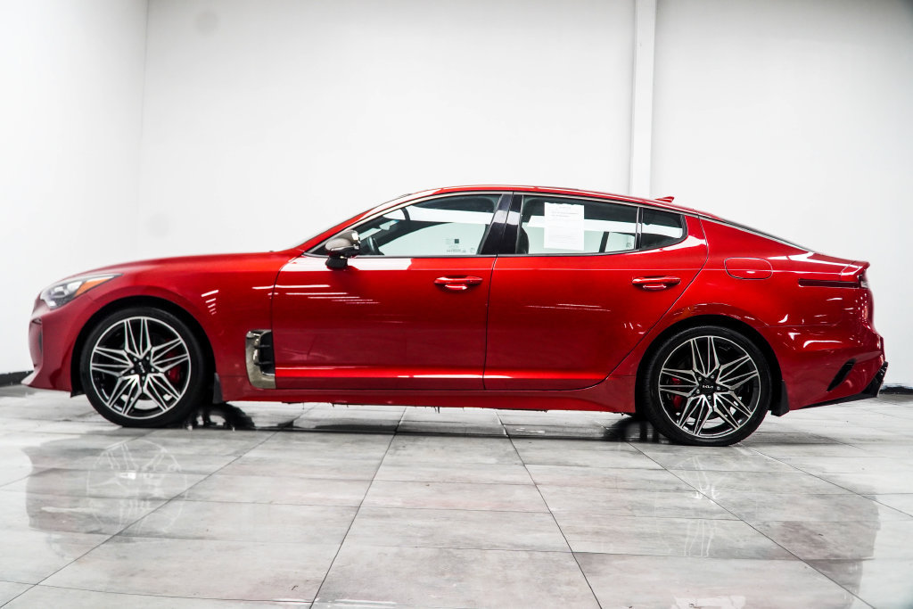 Used 2023 Kia Stinger GT2 RWD image 13