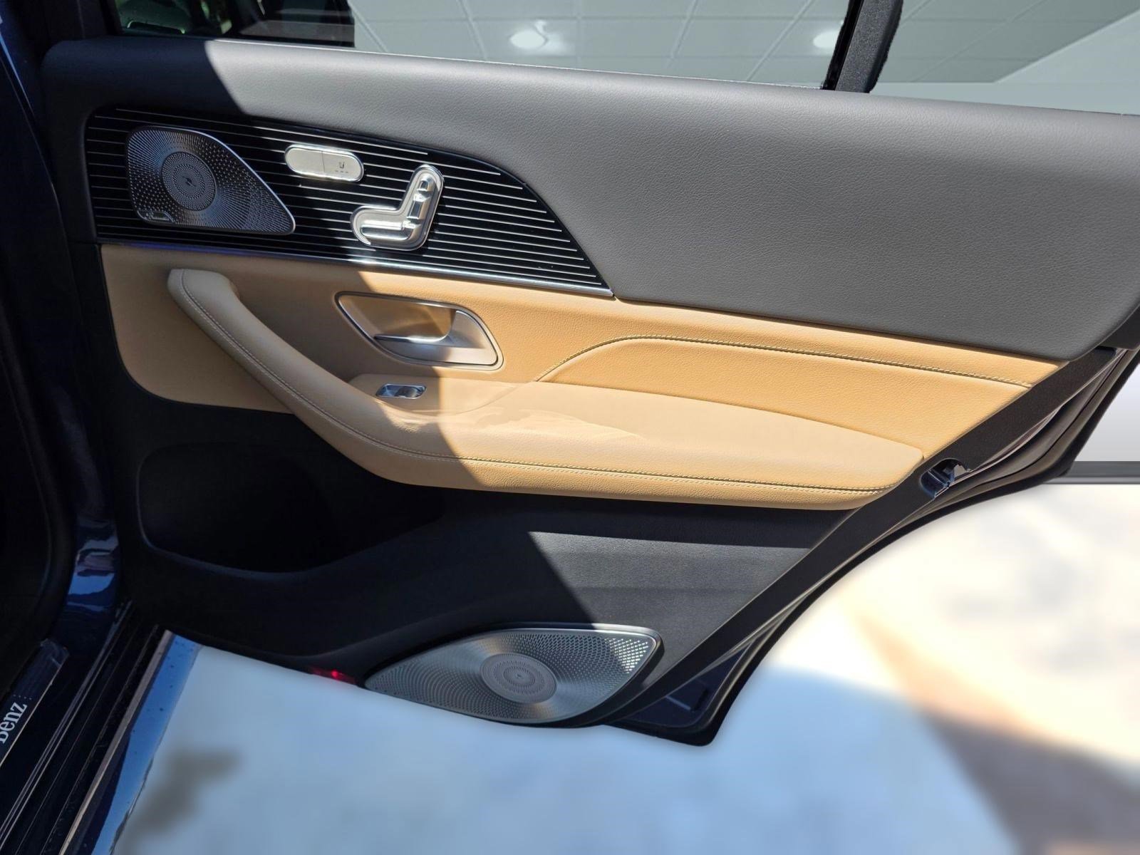 New 2026 Mercedes-Benz GLS 450 4MATIC image 19