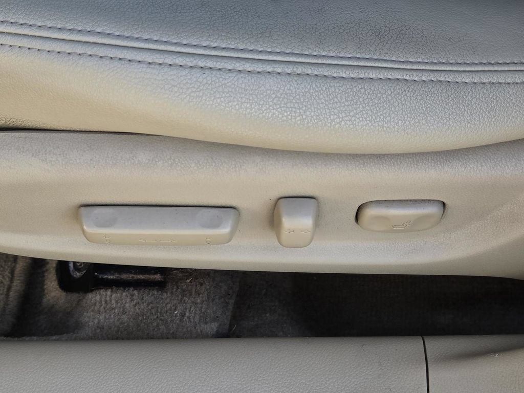 Used 2010 Honda Accord EX-L image 15