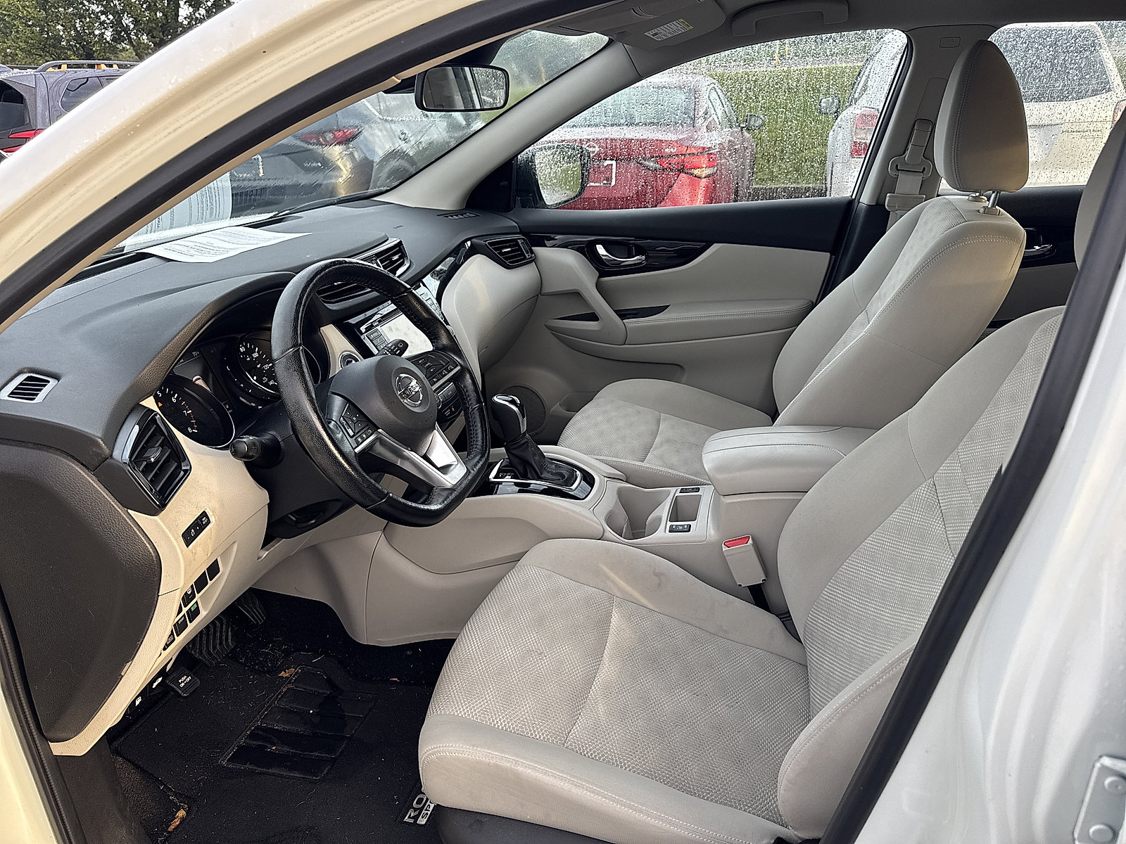 Used 2021 Nissan Rogue Sport SV AWD/4WD image 12