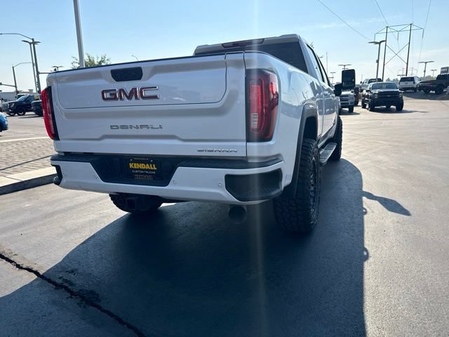 Used 2022 GMC Sierra 2500 Denali w/ Denali Ultimate Package AWD/4WD image 5