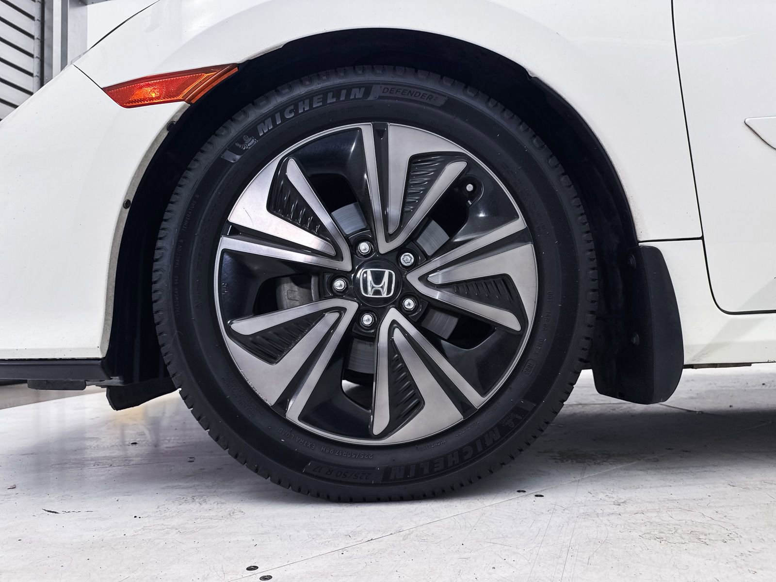 Used 2017 Honda Civic EX image 13