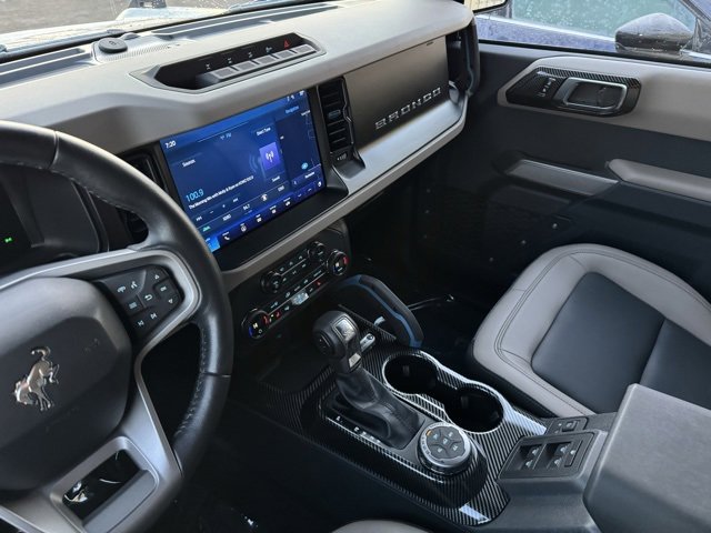 Used 2023 Ford Bronco Wildtrak image 16
