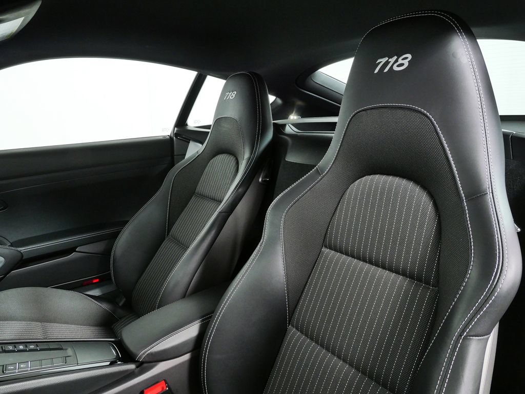 Certified 2022 Porsche 718 Cayman RWD image 5