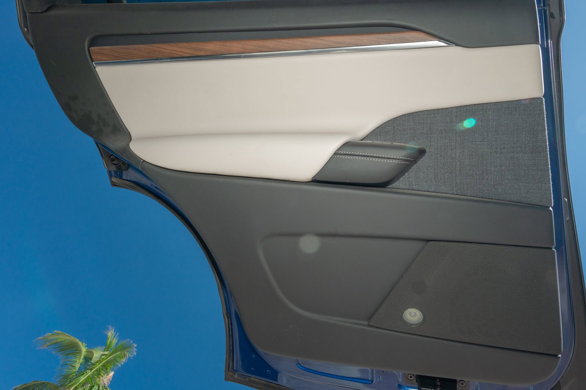 Used 2022 Tesla Model X Long Range image 18