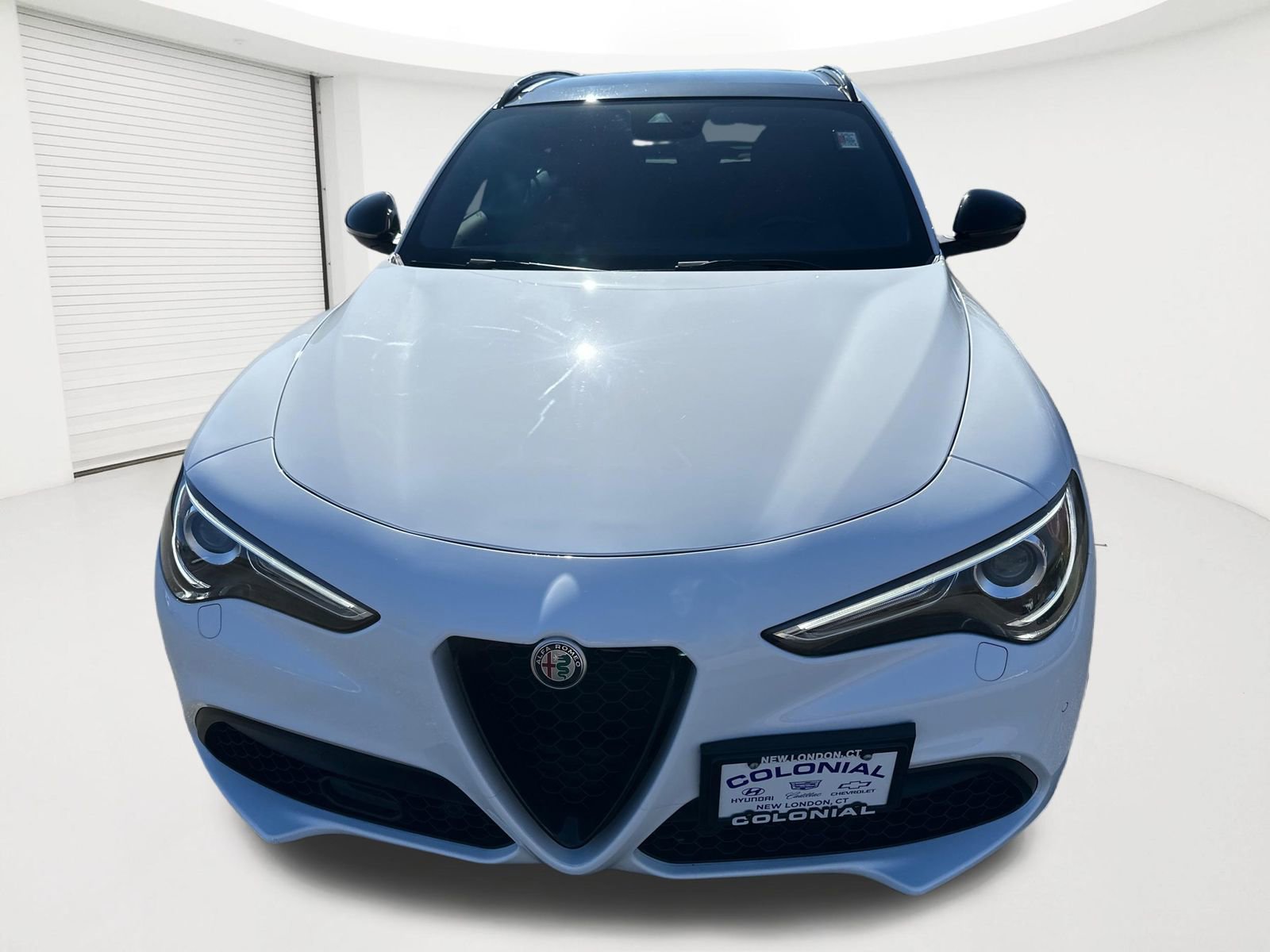 Used 2022 Alfa Romeo Stelvio Veloce AWD/4WD image 23