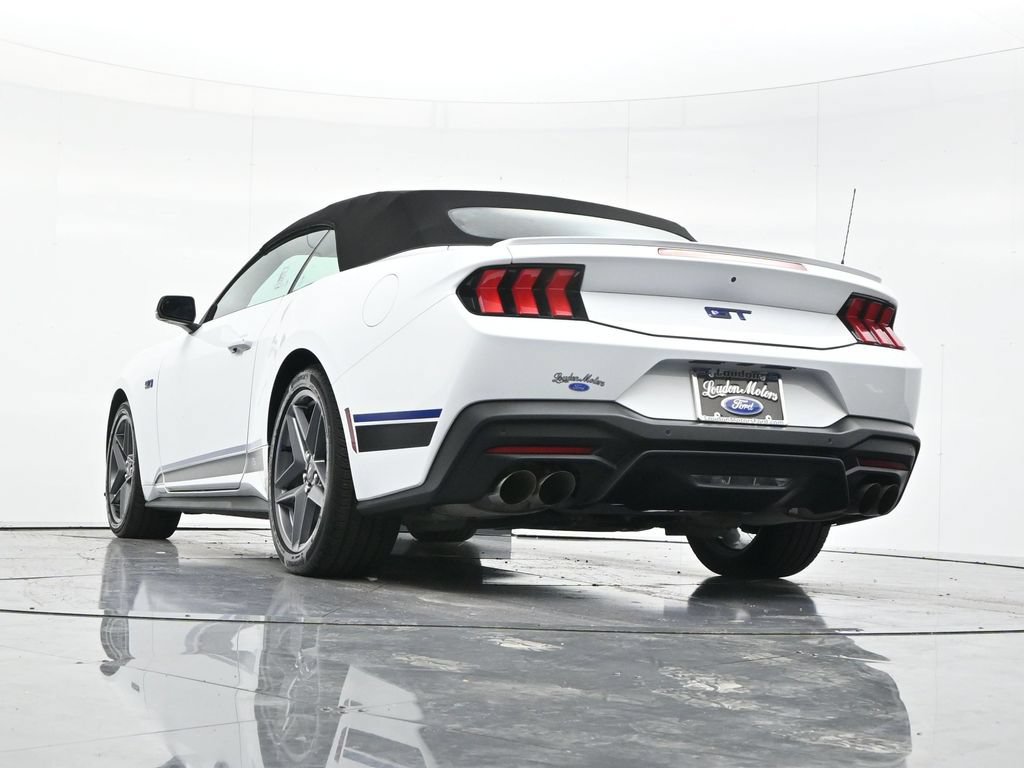 Used 2025 Ford Mustang GT Premium RWD image 43