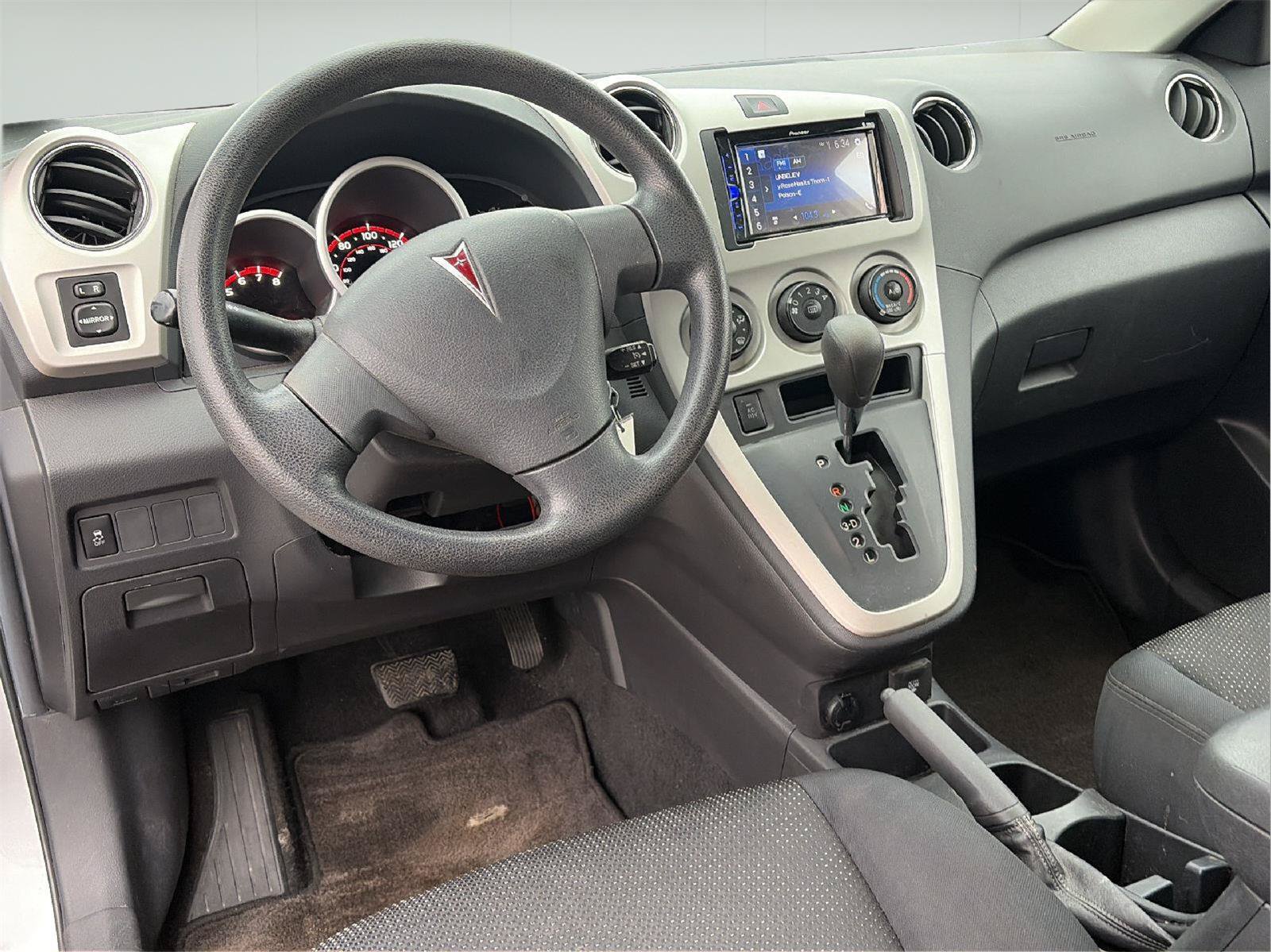 Used 2009 Pontiac Vibe w/ Preferred Package FWD image 20