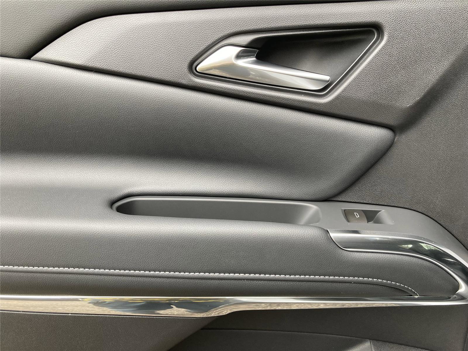 New 2026 Chevrolet Traverse LT w/ Sun and Wheel Package image 20