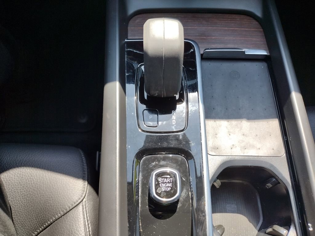 Used 2022 Volvo XC60 B5 Momentum image 27