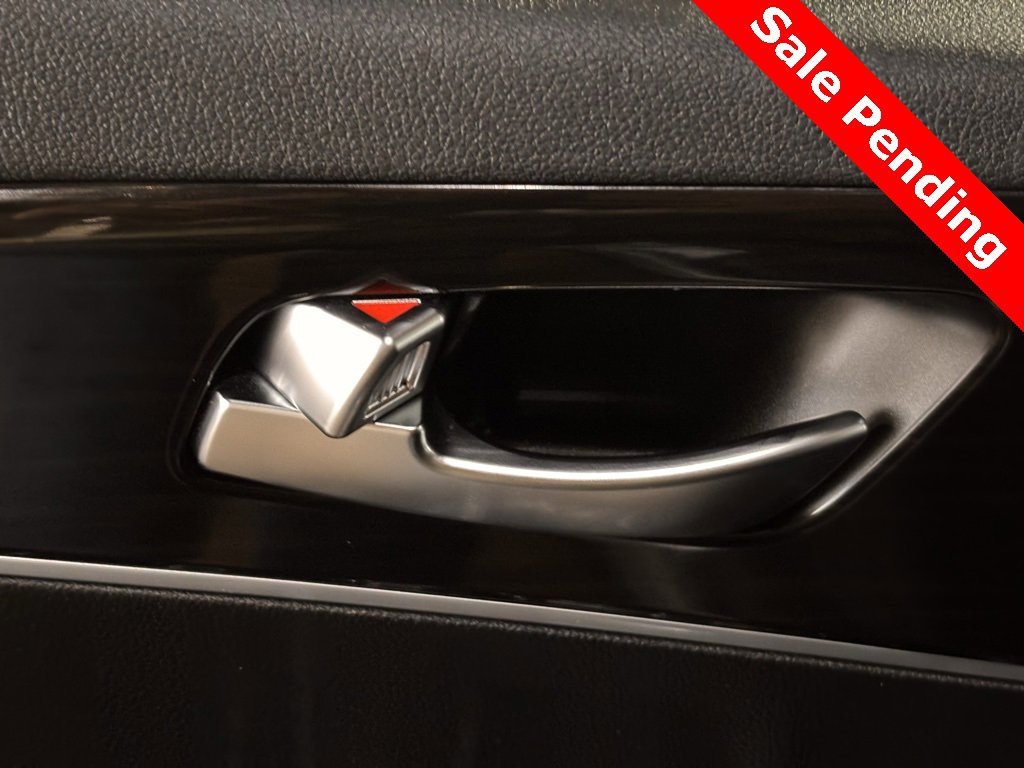 Used 2019 Kia Sorento LX image 8